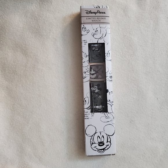 Watch - Picture 3 of 16